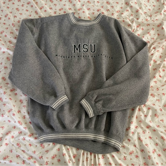 Tops - LOWEST: Vintage MSU crew neck